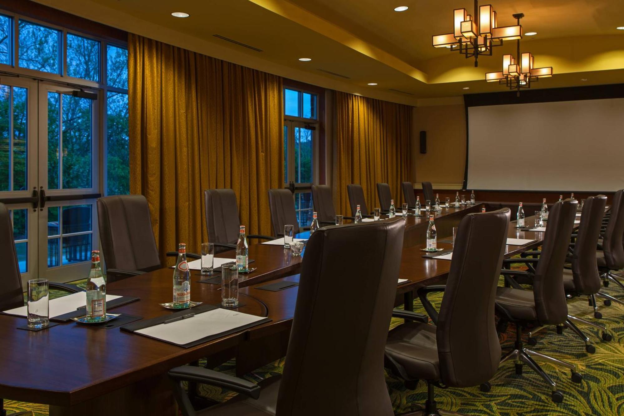 Meadowview Marriott Conference Resort And Convention Center Кингспорт Экстерьер фото
